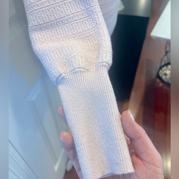 WHBM Sweater - Picture 6 of 7